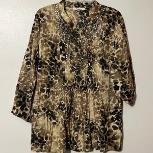 3-$20 JM Collection 3/4 Sleeve V-Neck Top Animal Print Sequins Front Nec…